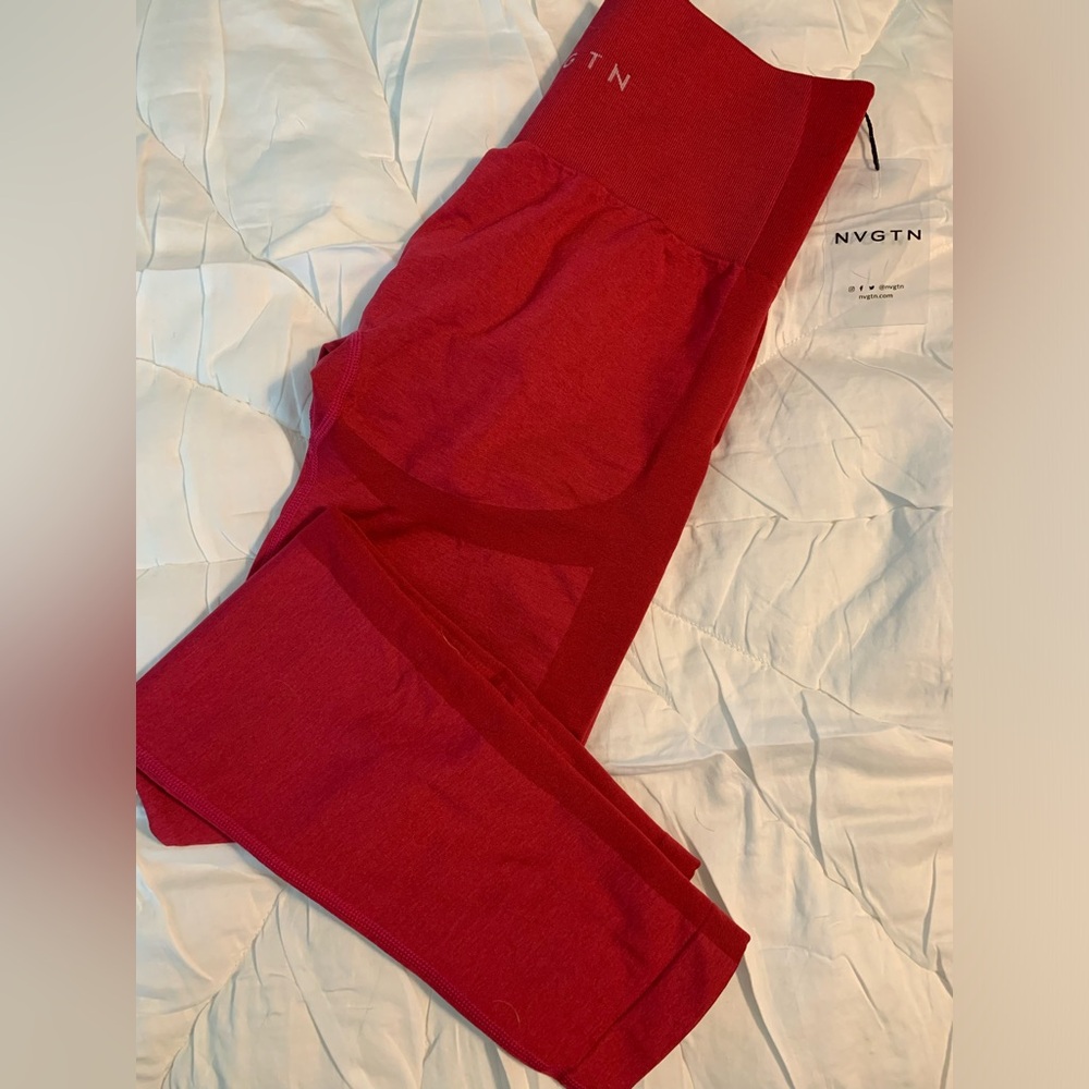 NVGTN Contour Leggings